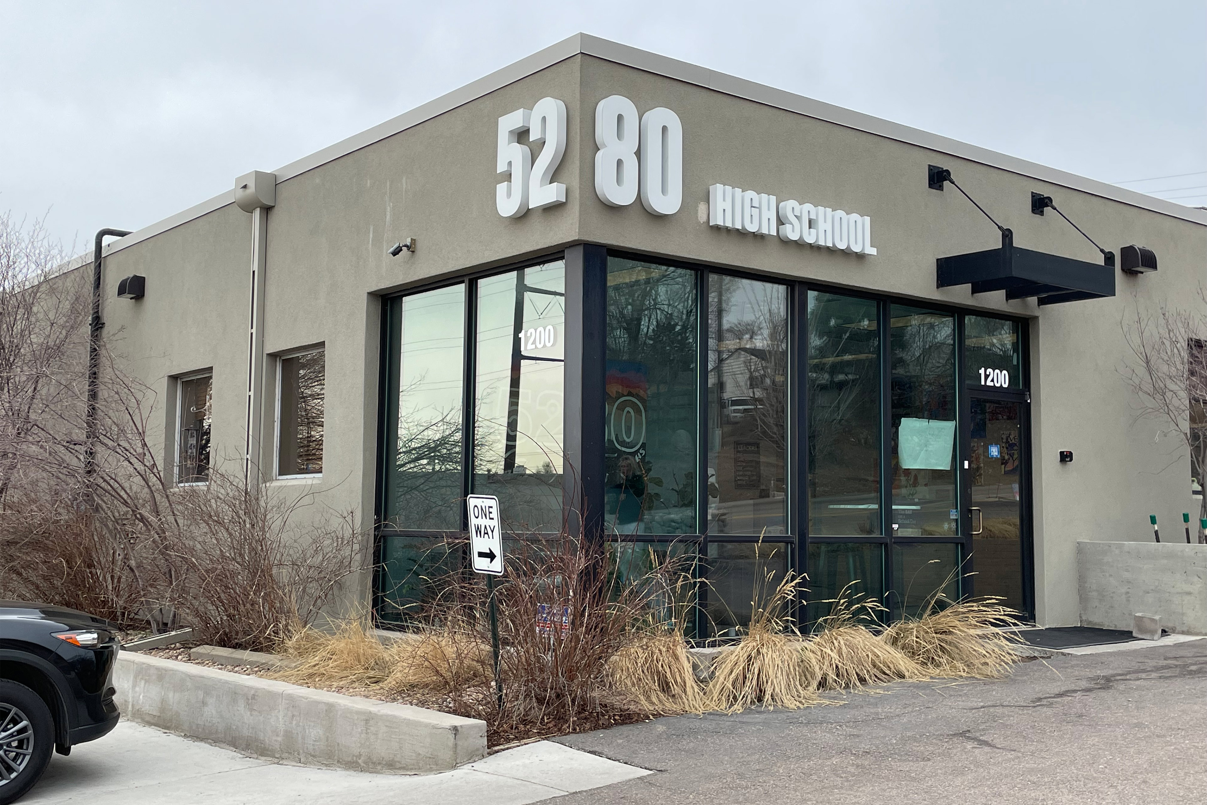 A photo of the outside of 5280 High School.